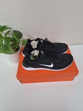 Womens  Black & White NIKE free Run Running Shoes